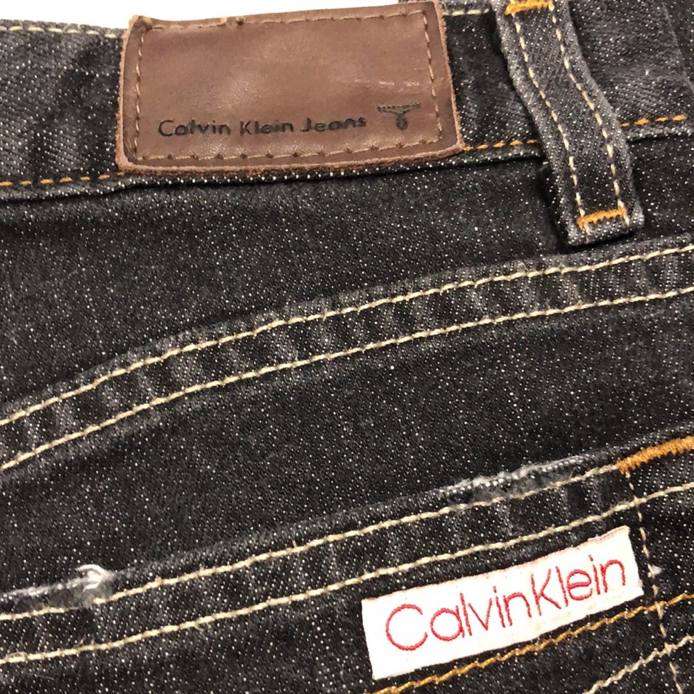 FINAL Calvin Klein - Picture 3 of 4
